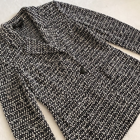 St. John | Textured Knit One Button Long Blazer Jacket Black/White (10) - Picture 3 of 16